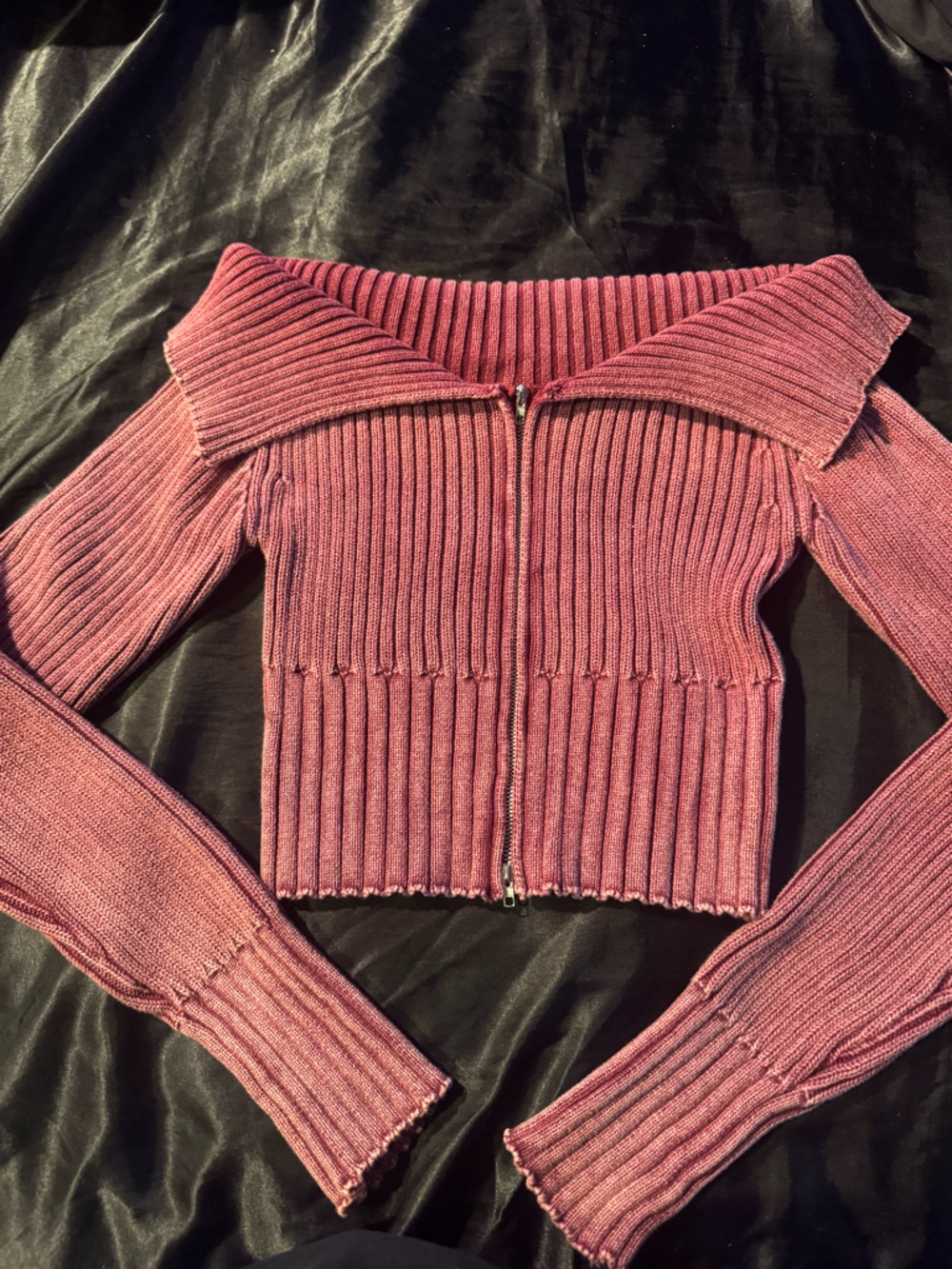 Ribbed Zip Crop Top